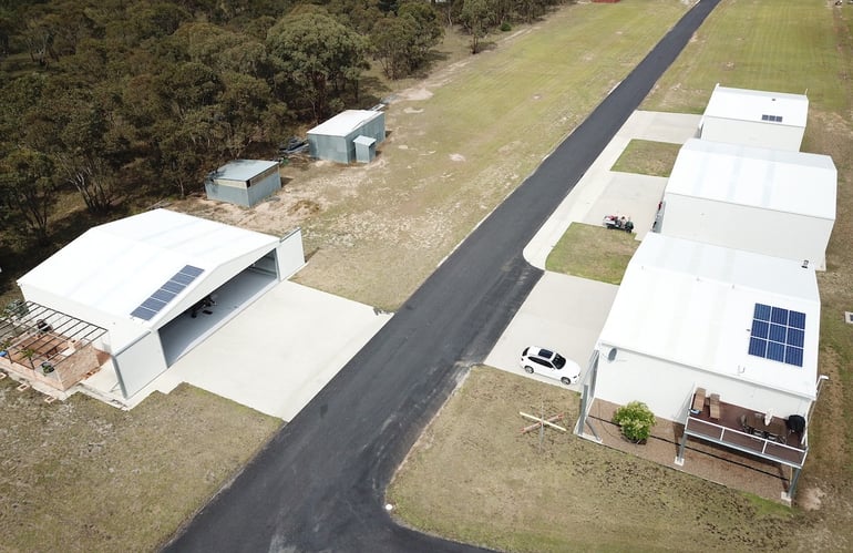 Aircraft hangar in Rylstone Airpark