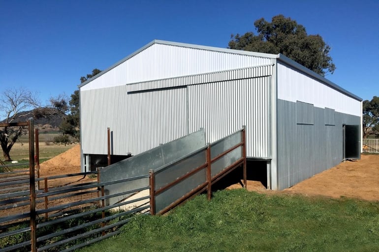 Can polycarbonate sheets be used in a shed?