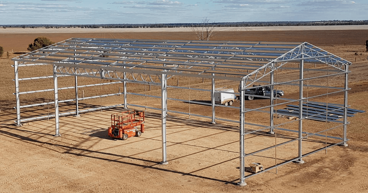 ABC Sheds steel farm shed being constructed