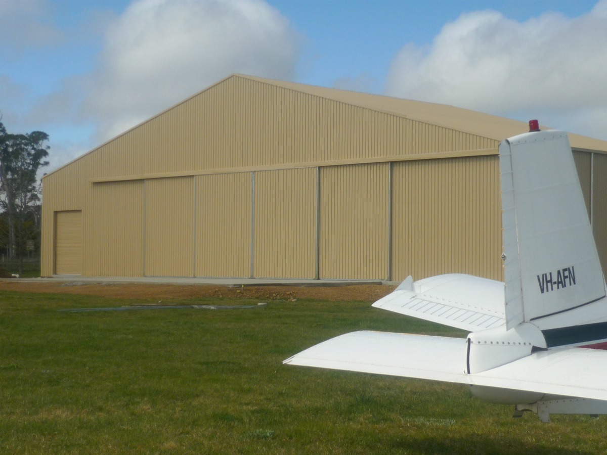 Aircraft hangar Armidale