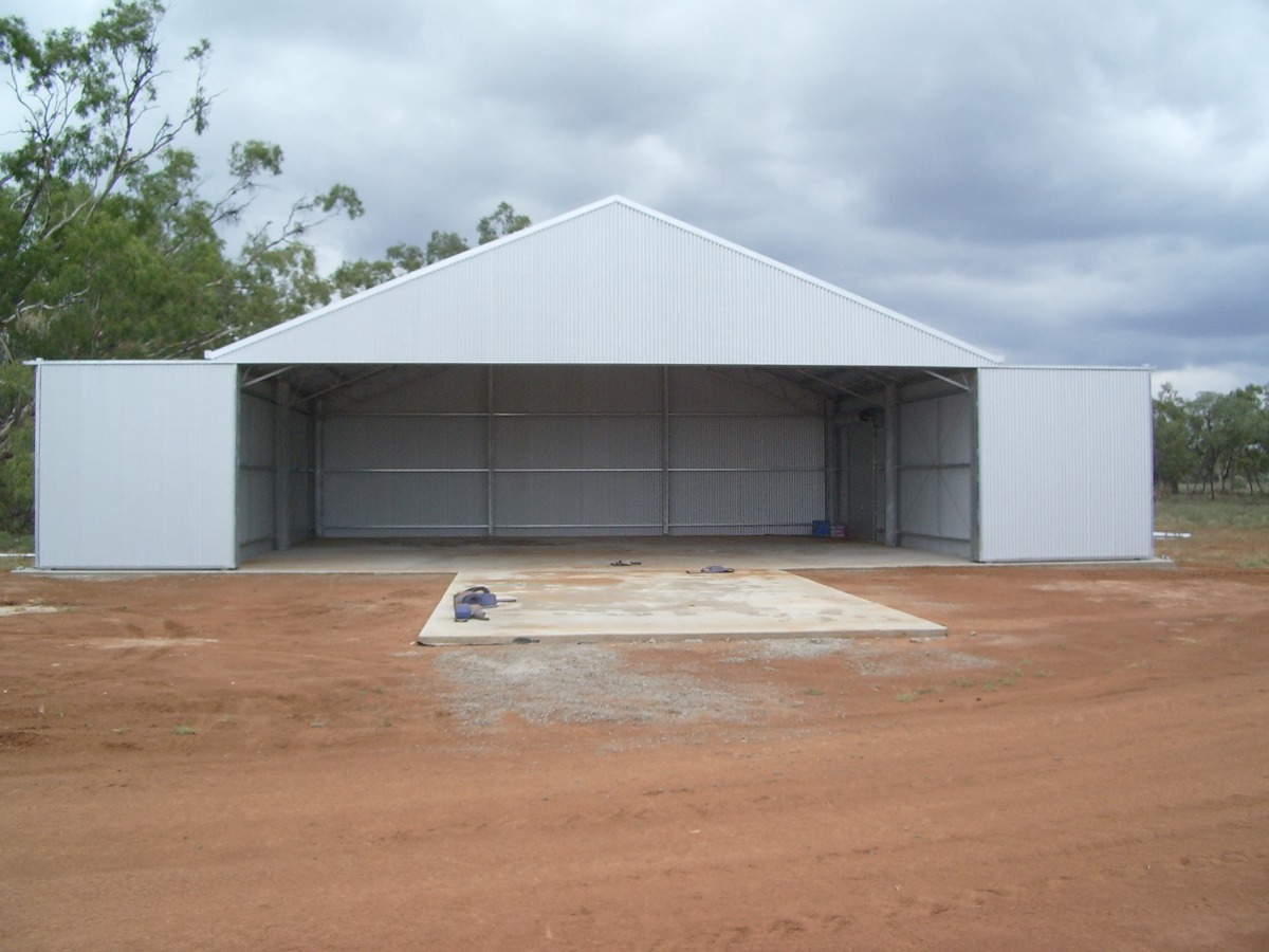 Aircraft hangar Hillston