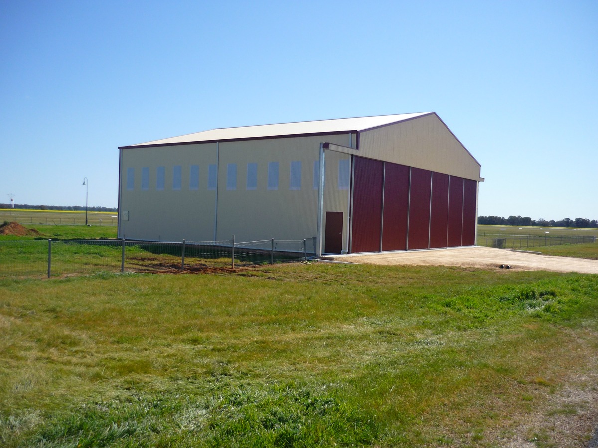 Aircraft hangar Temora