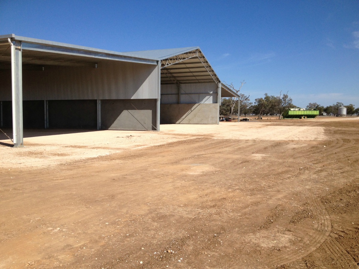 Side view of grain shed