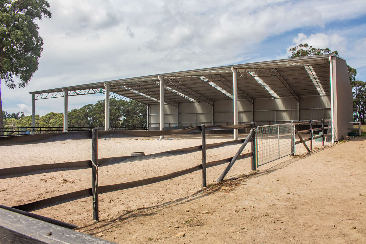 Side view of Fitzroy Falls arena