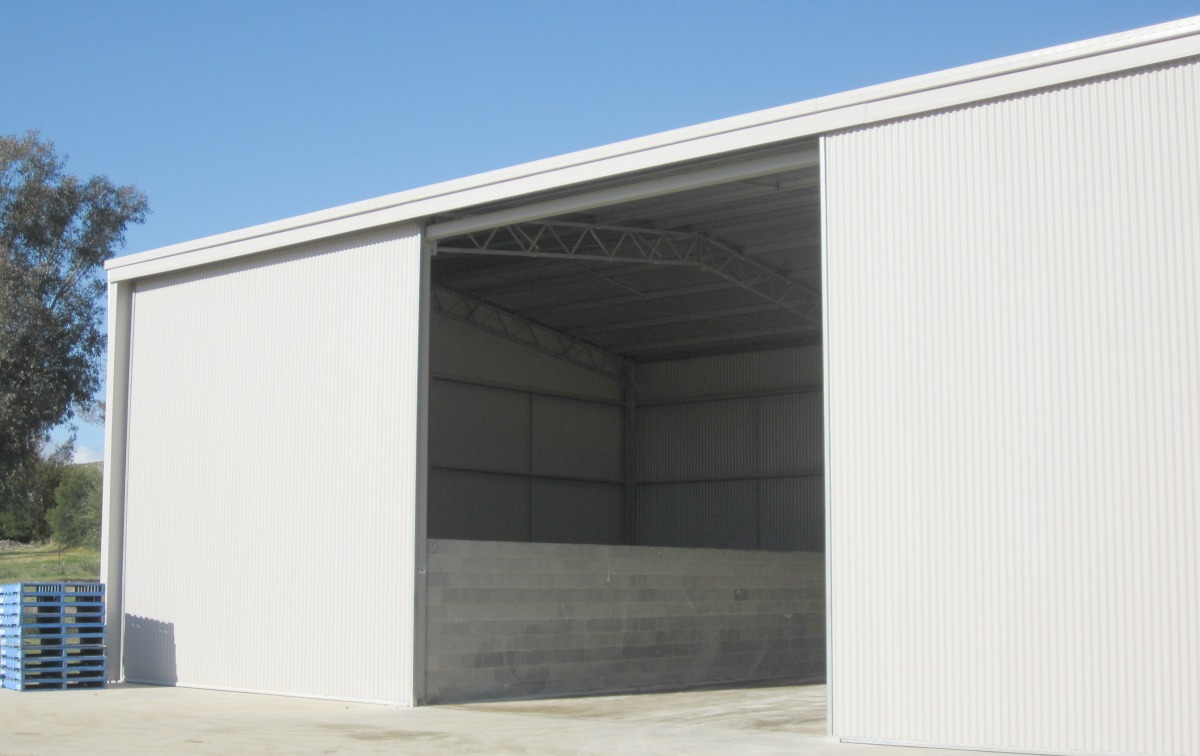 Commercial shed - Maimuru - Side view