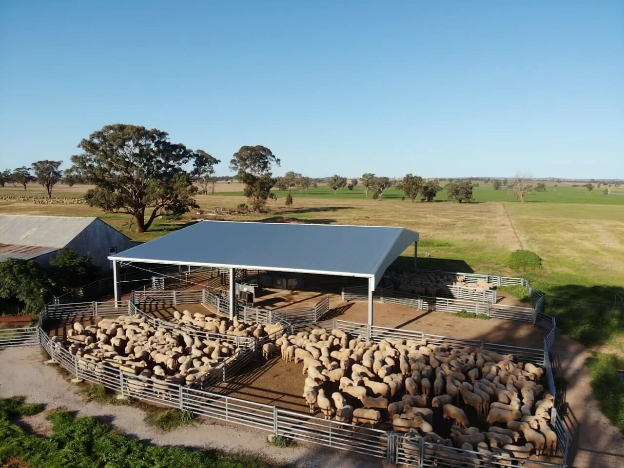 Side view of Tubbul yard cover