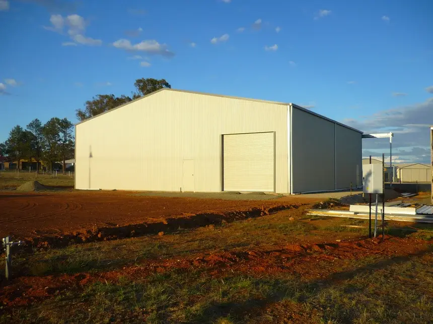 aircraft hangar Temora
