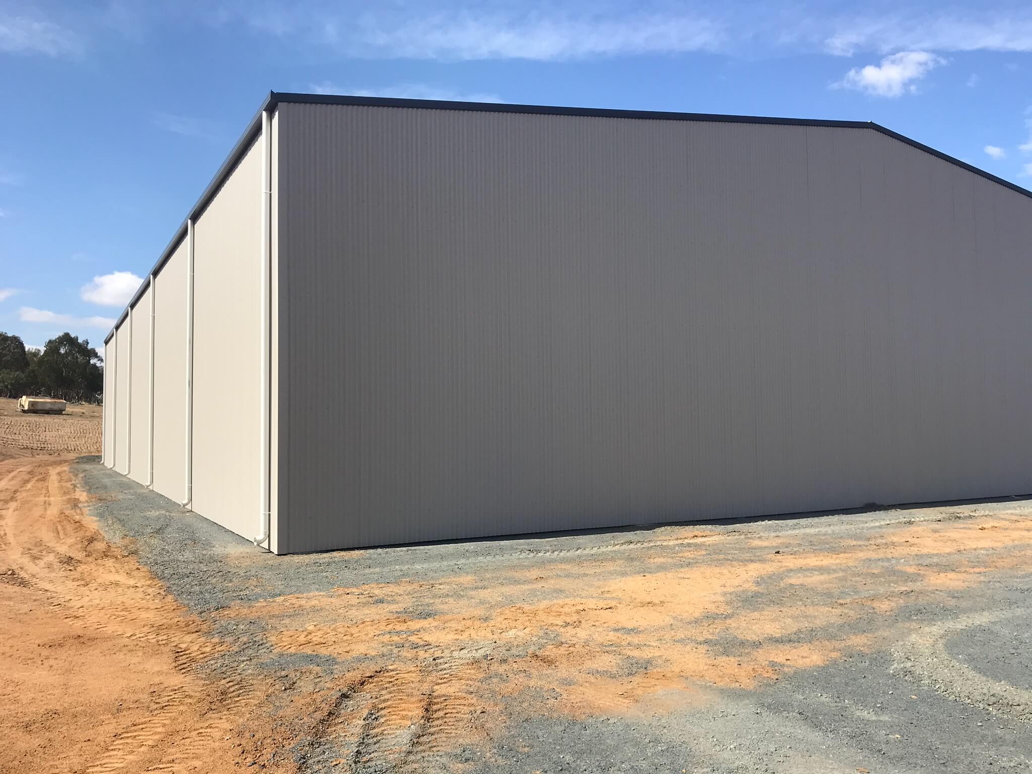 Enclosed steel farm shed NSW