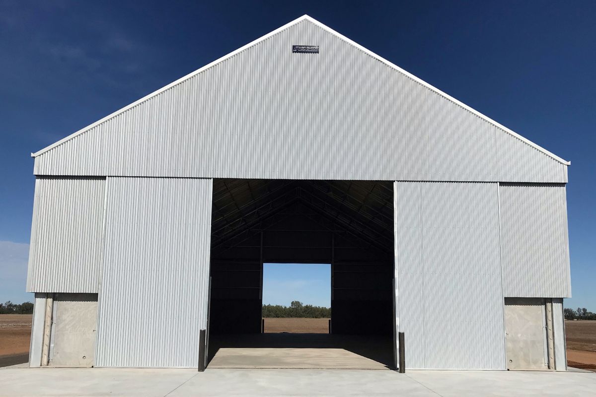 Open fertiliser shed